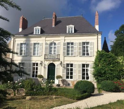 Entre Cour et Jardin