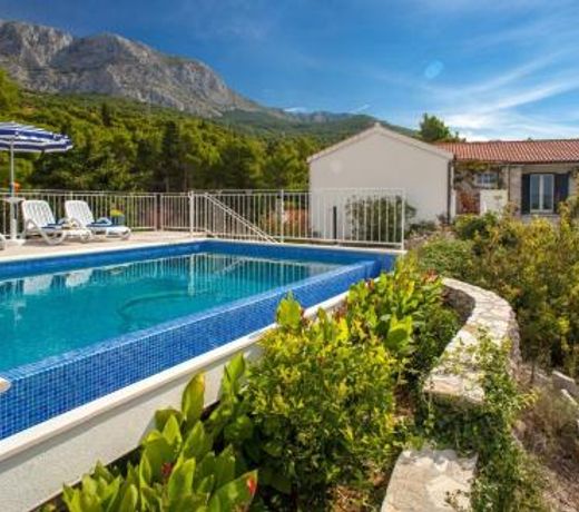Villa Marta in Tucepi, private pool