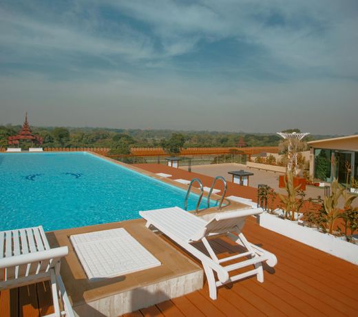 Sunset Palace View Suites
