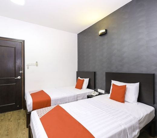 OYO 728 Tai Pan Hotel