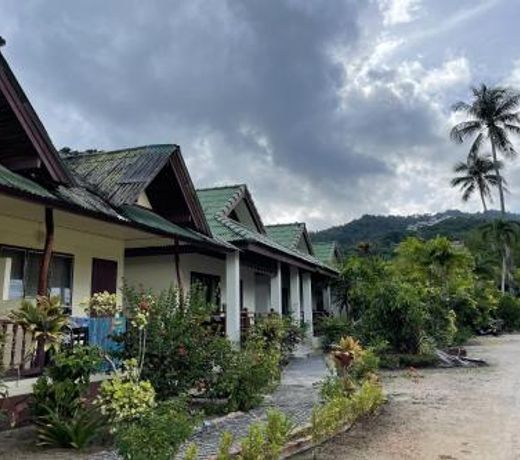 Sea Breeze Bungalow