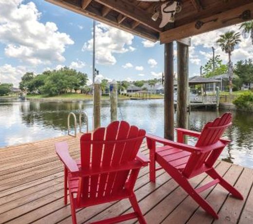 Splashing Dolphins, 3 Bedrooms, Private Pool, Pet Friendly, WiFi, Sleeps 9