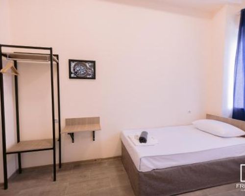 Friends Hotel - Гюмри - фото 20