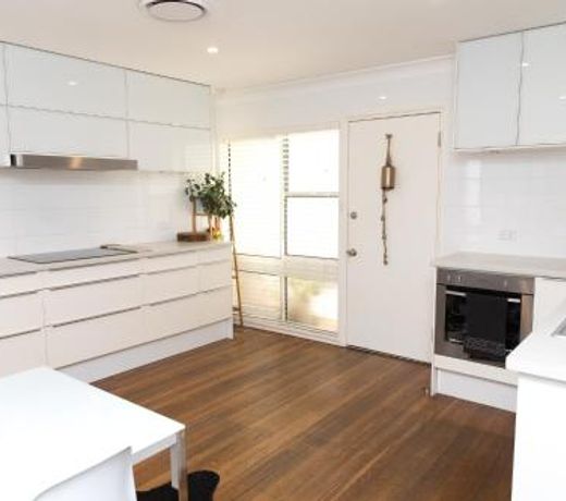 White Beach Cottage