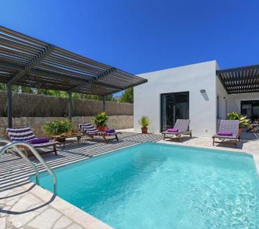 Villa Marcelino