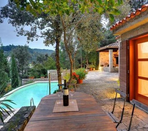 Mala Villa