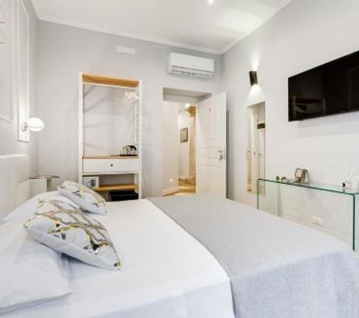 Opera Private Suites by Premium Suites Collection