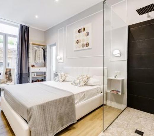 Opera Private Suites by Premium Suites Collection