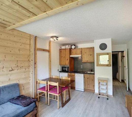 Appartement Les Menuires, 2 piÃ¨ces, 5 personnes - FR-1-178-70