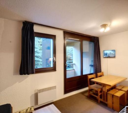 Studio Les Menuires, 1 piÃ¨ce, 2 personnes - FR-1-178-131