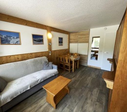 Studio Les Menuires, 1 piÃ¨ce, 4 personnes - FR-1-452-195