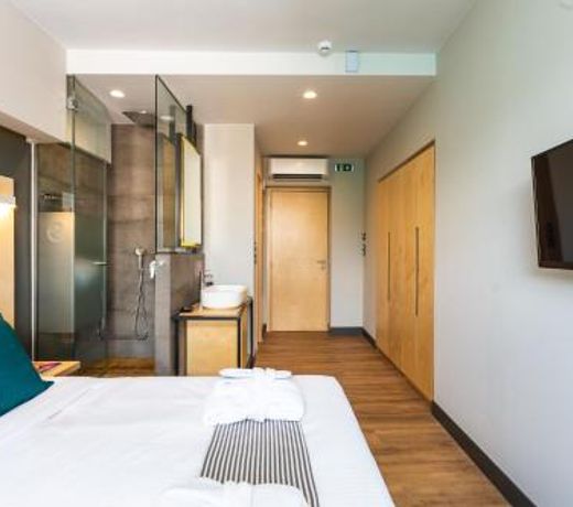 St. Bjur Suites