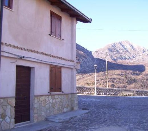 LITTLE TOWER