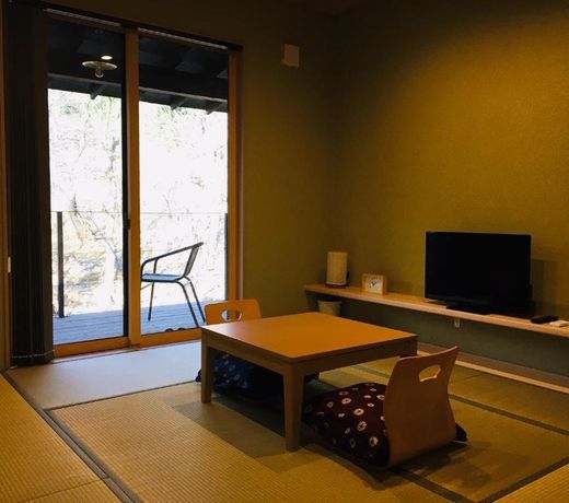 B&B Izumi Nikko
