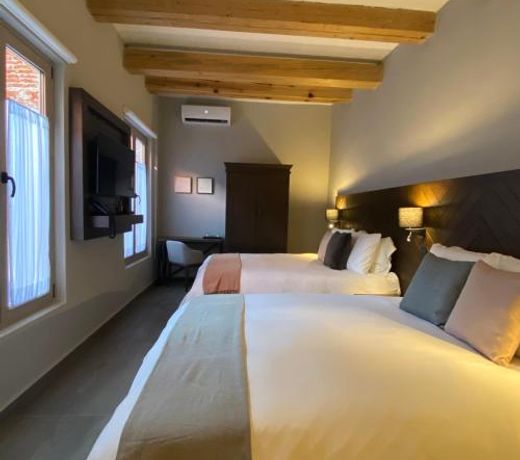 Hotel Casa Once