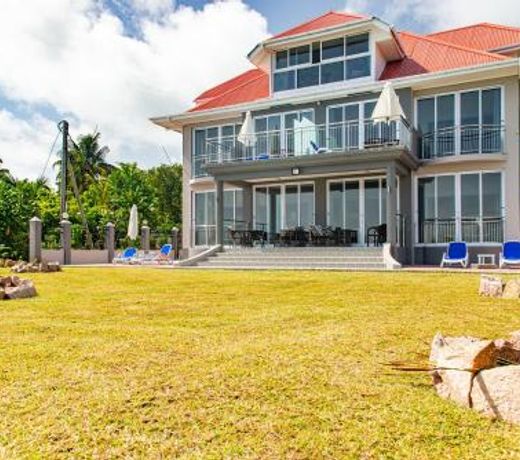 Treasure Island Retreat