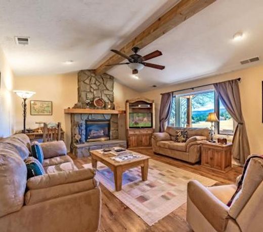 DB Mountain, 2 Bedrooms, Firepit, WiFi, Jetted Tub, Fenced Yard, Sleeps 6