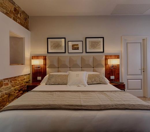 Donati Luxury Tower Suites