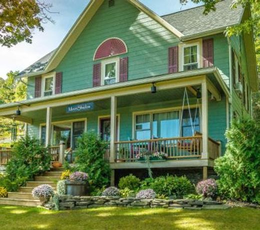Moonshadow B&B