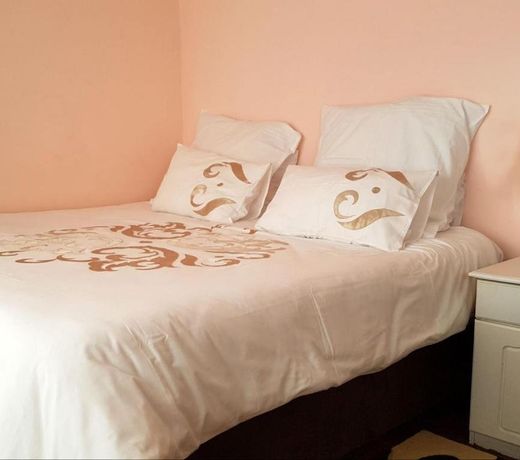 MS Self-Catering