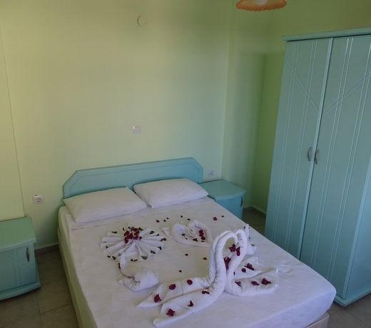 Side Forever Apart Otel