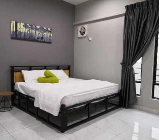 Re-Roomy Stay