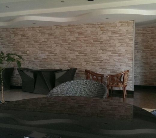 Makutano Hotel