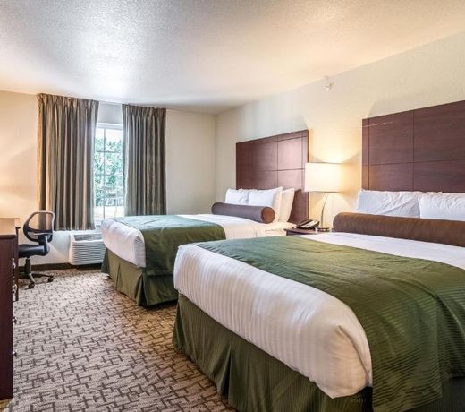 Cobblestone Hotel & Suites - Torrington