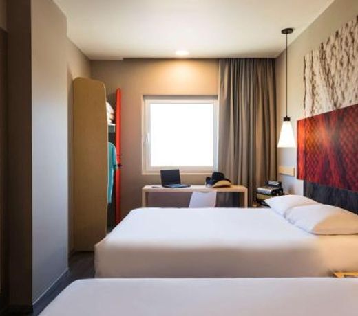 Ibis Torreon