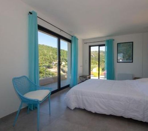 Villa neuve architecte vue mer