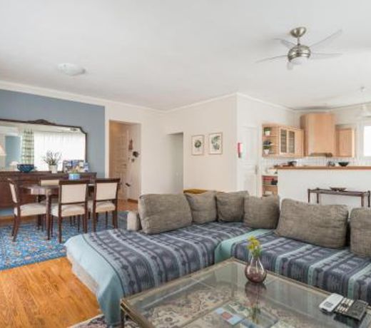 Comfortable spacious apartment at central position / FIL27