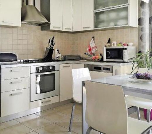 Apartment Marino, Vir
