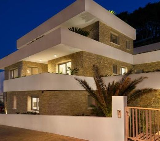 The White House, Brac