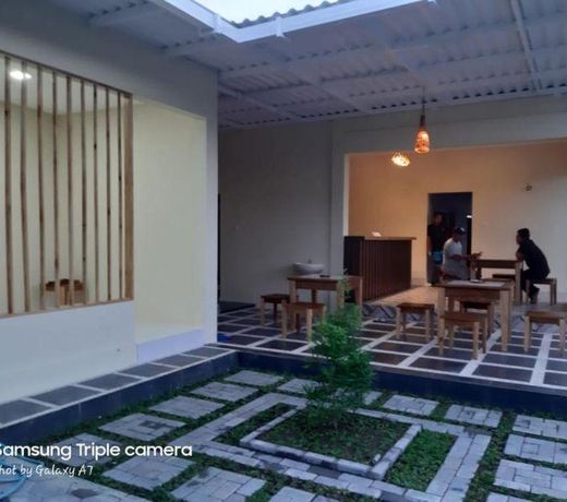 R3 Brawijaya Homestay