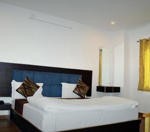 Hotel Arunoday Palace