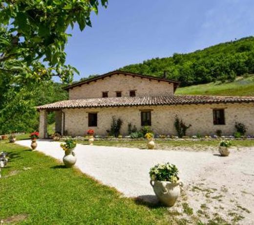 AGRITURISMO LA VALLE DEI BRONZETTI