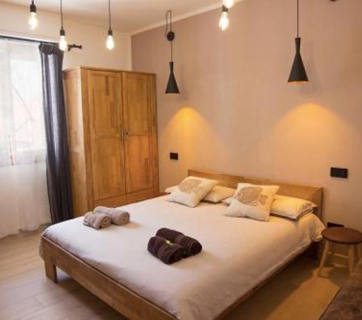 Shardan Guest House