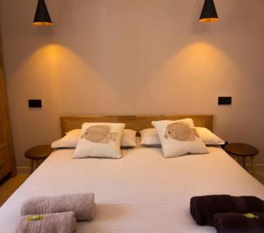 Shardan Guest House