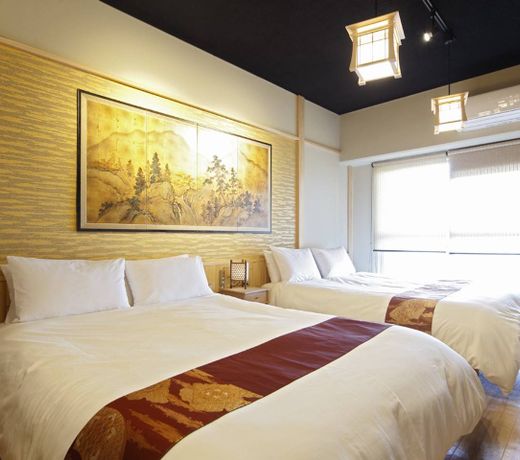 ShinOsaka 2min walk DeluxeRm Early CheckIn OK 4pax