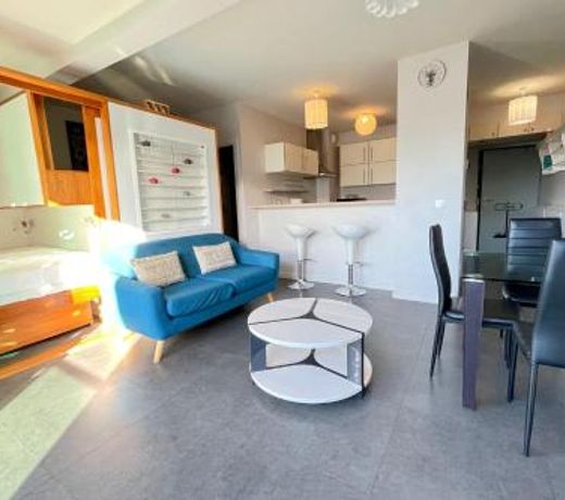 Moana Studio - downtown Papeete - WiFi AC Netflix parking - 3 people
