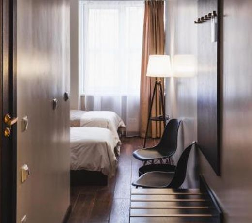 VLADISTAY Hotel