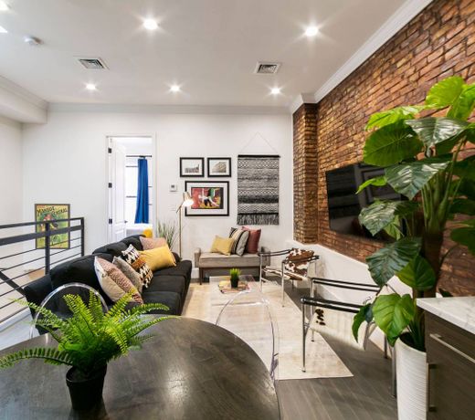 Stayloom's Charming Designer Space | near A/C/J