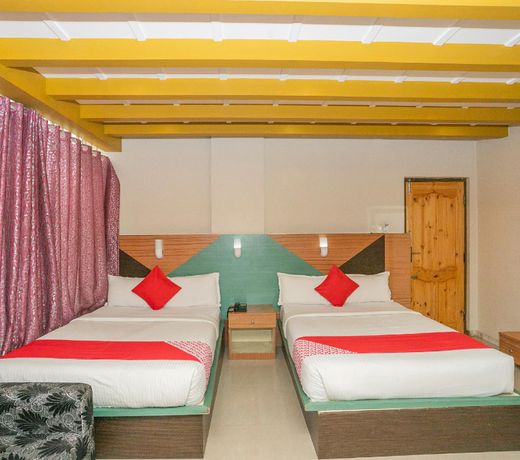 OYO 436 Emirates Suites