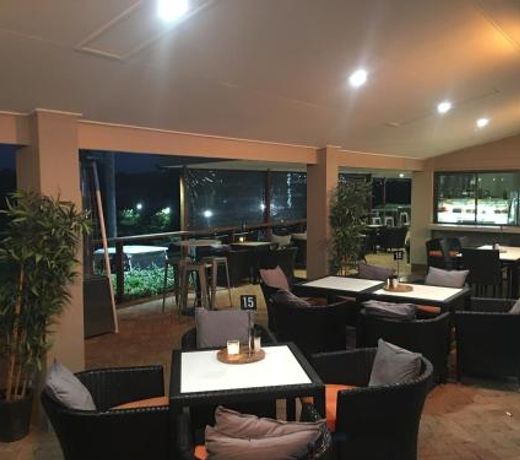 Fairway Village @ Windaroo Lakes Golf Club