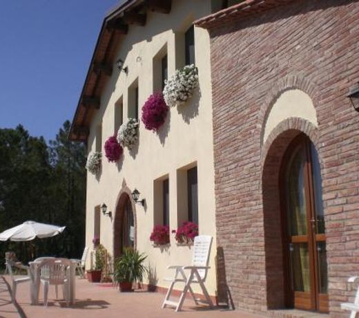 AGRITURISMO SANTA BARBARA COUNTRY HOUSE