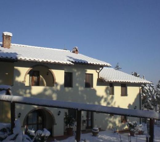 AGRITURISMO SANTA BARBARA COUNTRY HOUSE