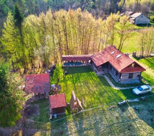 Gospodarstwo Agroturystyczne "Paryja"
