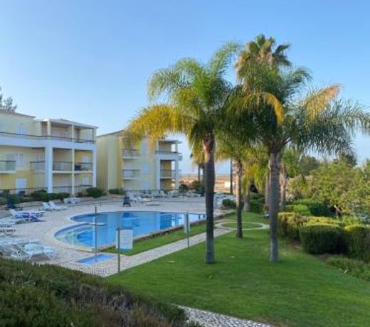 One Bedroom Apartment in Clube Alvor Ria with Beautiful View