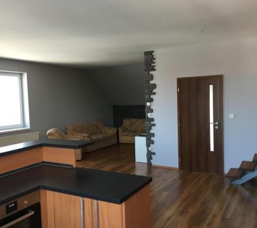 Spacious Apartment in Town Centre