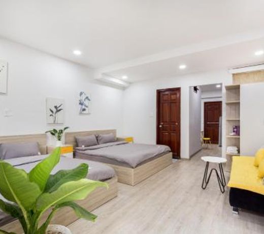 Dlux Saigon